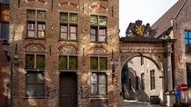 Artistic Bruges on a Private Tour with a local
