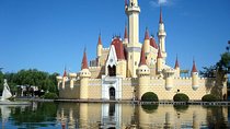 Private Half-Day Tour toShijingshan Amusement Park with FlyOver China Experience