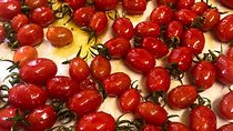 Private Testaccio Market Tour and Pasta Class in Rome with Chiara