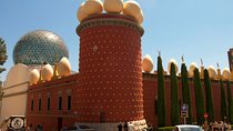 Private Day Trip to Figueres from Barcelona with a local