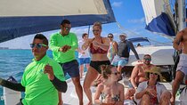 Privilege Catamaran - Comfortable Experience to Isla Mujeres + Open Bar