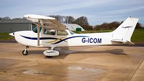 Airplane Transfer between Colombo Airport (CMB) and Polgolla Reservoir Airport