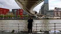 Surprise Walk of Bilbao with a Local