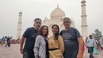 Private Trip : 02 Days Taj Mahal Tour By Train With Accommodation