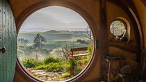 Private Tour: Hobbiton Movie Set & Hamilton Gardens Experience