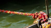 Private 5-Hour Varanasi Tour at Dawn Including Boat Ride