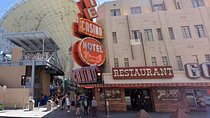 Self-Guided Scavenger Hunt: The True Gems of Vegas