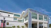 Islamic Arts Museum Admission with Kuala Lumpur Famous Landmarks
