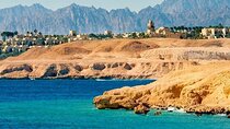 A day from Luxor to Safaga on the beach