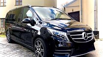 Private Airport Transfer: Washington to Dulles Airport IAD in Luxury Van