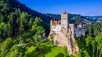 Hike&City PrivateTour- Dracula's Castle and Pestera mountain village from Brasov