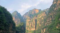 Beijing Outskirts Tour to Long Qing Gorge (cruise) and Ding Tomb 