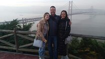 Serra Arrábida-Azulejos Natural Park private tour and wine tour departure Lisbon