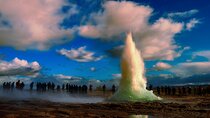 Private Golden Circle Tour by Luxury SUV from Reykjavik