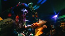 4-hour Guided Porto Pub Crawl with 6 drinks and VIP CLUBentry