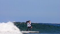 Lezioni di Surf per Beginner e Intermedi (6 persone a istruttore)