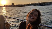Private Sailboat Cruise with Barbecue and Drinks