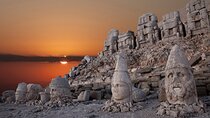 Southeast Anatolia Tour (Nemrut, Gobeklitepe, Zeugma)