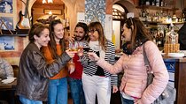 Lucca Aperitivo evening walk with food and wine for Small Groups 
