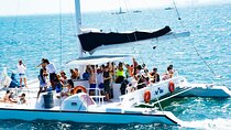 Catamaran to Isla Mujeres, Open bar, buffet, Beach Club Included