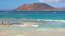 Sailing tour around the Lobos Island Natural Park / 4h