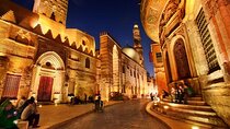 Private Tour to El Moez street and Al Azhar park with Dinner