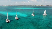 Private Snorkeling and Sightseeing Catamaran Boat Tour Deluxe 36 passengers