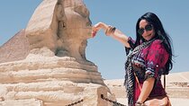 Private Tour to Giza Pyramids with 30 Minutes Camel Ride and Lunch