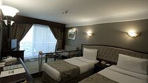 Amazing 4 nights Nile Cruise includes Tours Luxor to Aswan from Cairo by plane