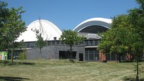Toronto Self-Guided walking tour and scavenger hunt