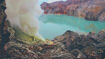 2-Day North Bali and East Java Tour with Ijen Blue Fire Trek
