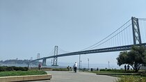 San Francisco Embarcadero Scavenger Hunt Walking Tour and Game