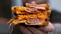 Food on Foot: Dublin Street Food Tour with Local Guide