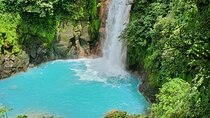 Rio Celeste Waterfalls Volcano and Sloths 