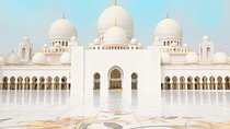 Abu Dhabi City Tour with Warner Bros from Abu Dhabi