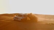 4x4 Desert Safari Abu Dhabi with BBQ Dinner