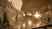 Old Town, Wawel Castle and Salt Mine Tour in Krakow