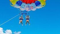  parasailing in Uvero Alto