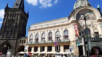 Prague´s Old Town and Charles Bridge Private Walking Tour (Right Riverbank)