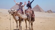 Giza Pyramids, Sphinx and Egyptian Museum Guided Day Tour from Cairo