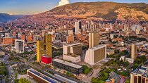 Private City Tour of Medellin with Metrocable and Commune 13