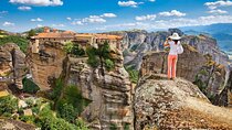 Meteora, monasteries & Theopetra cave (130,000bc) private