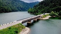 2 Days Private Tour to Shaori Lake and Khvanchkara Cellar in Racha