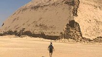 Private inclusive day tour at Giza pyramids, Sakkarra, Memphis and Dahshur.