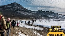 Mountain Lake Hiking -1-Day Scenic Trailwalking in Anhui Province
