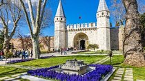 Guided Tour to Topkapi Palace with Skip-the-Line Entry Ticket