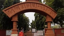Shantiniketan Day Excursion from Kolkata by Train