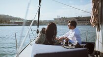  2 Hours Private sailing trip from Barcelona with open bar