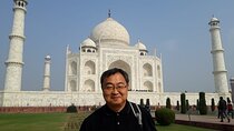 From Jaipur: Private Day Tour of Taj Mahal, Agra Fort and Fatehpur Sikri by Car.