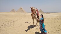 8-Hour Private Tour Giza Pyramids,Egyptian Museum ,local Bazaar ,camel and lunch